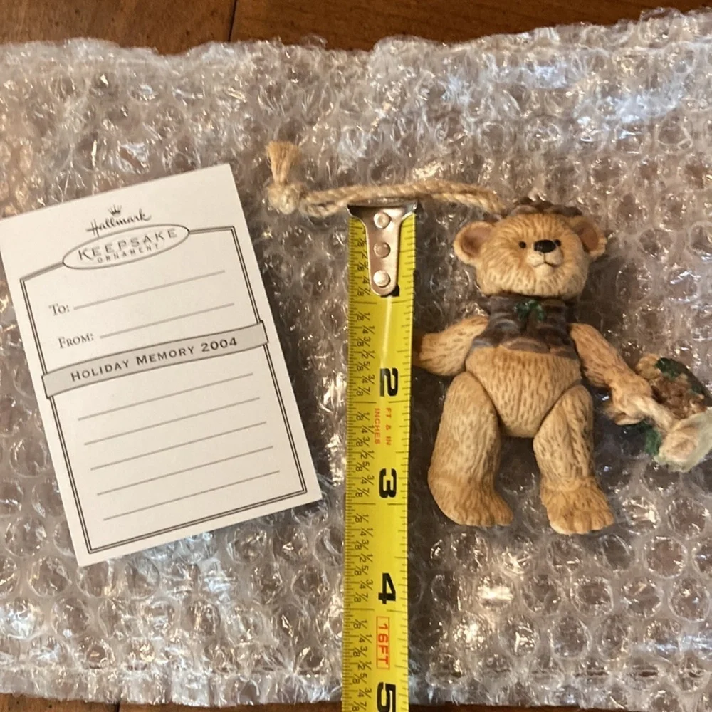 NIB HALLMARK 2001 Keepsake Ornament- Gift Bearers